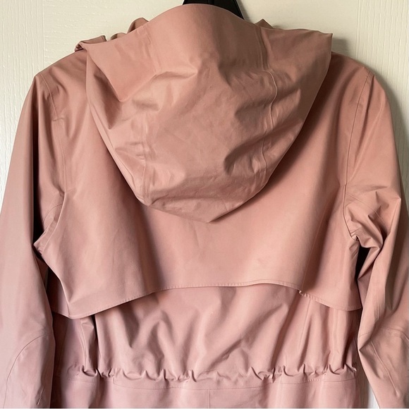 Lululemon Rain Rebel Waterproof Hooded Jacket Pink Clay Size 4 FLAWED - Picture 9 of 12